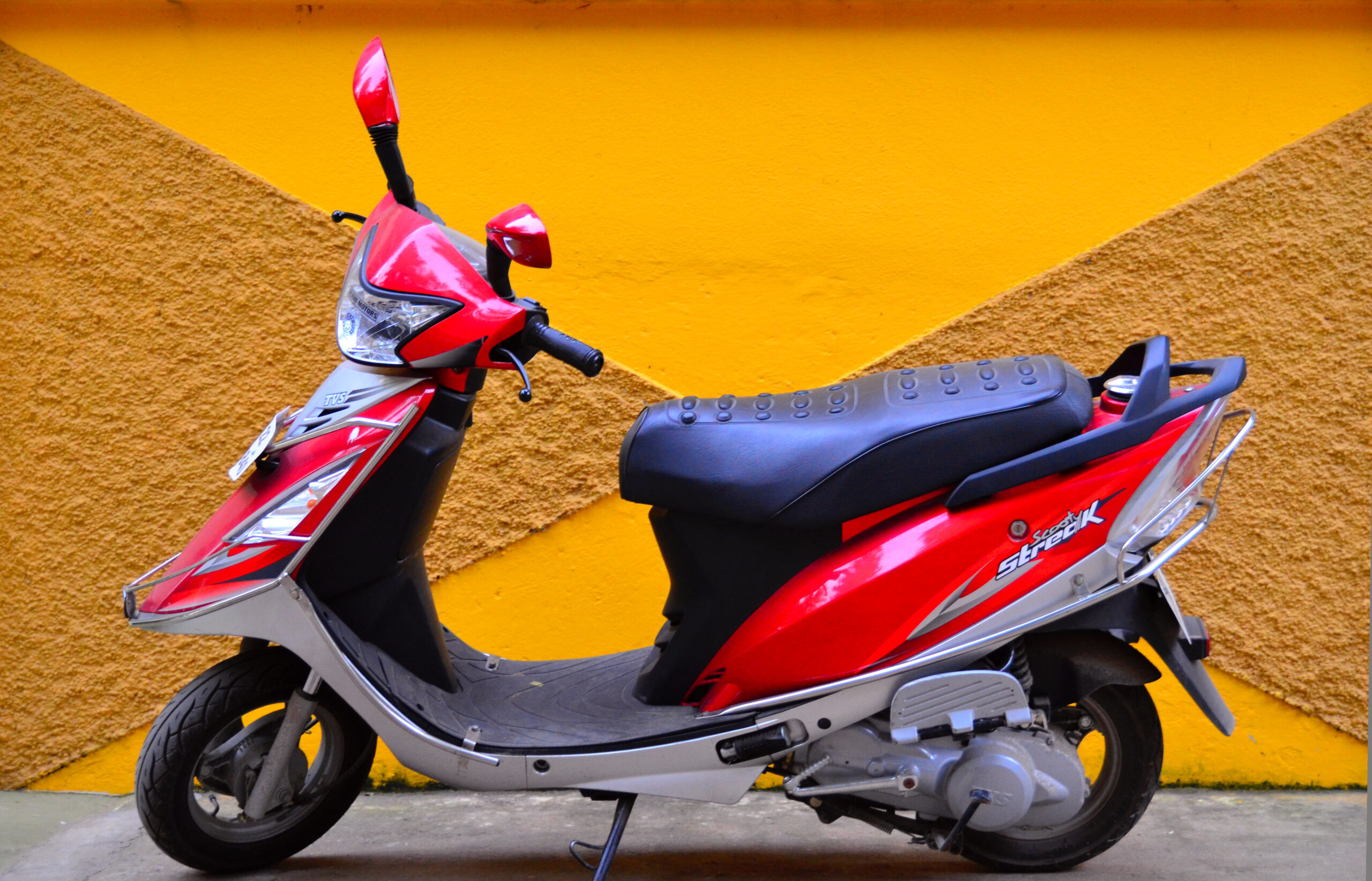 Rentop – Your One-Stop Destination for Scooty Rentals in Bangalore